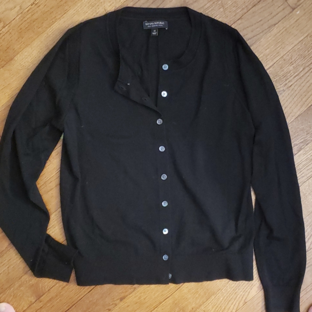 NWOT Banana Republic cardigan